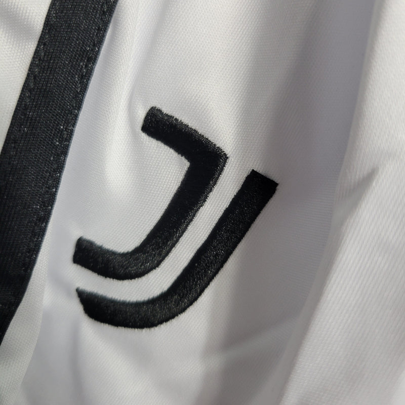 Kit Infantil Juventus III 22/23  (Importação)