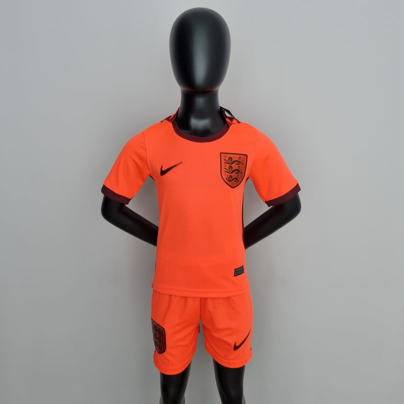 Kit Infantil Inglaterra Reserva 22/23 (Importação)