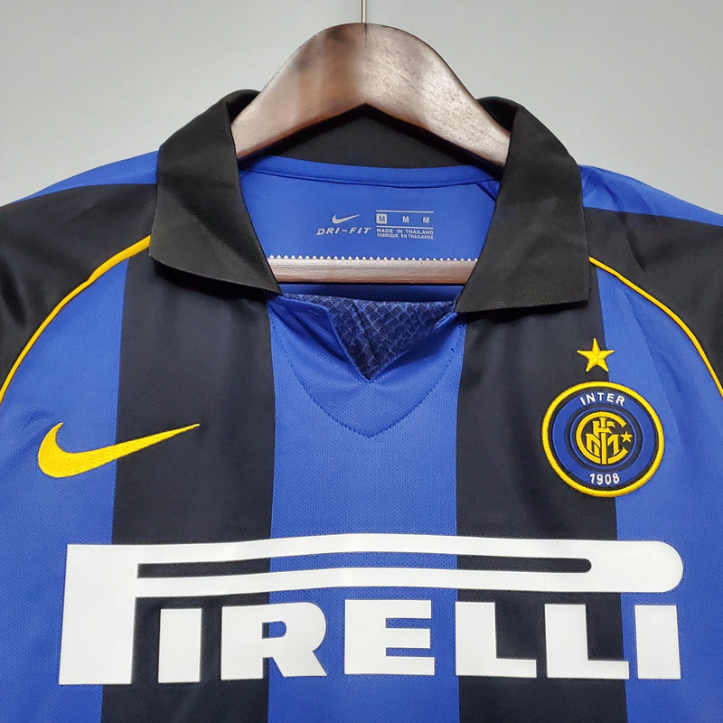 Camisa Inter de Milão Titular 01/02 - Versão Retro (Importação)