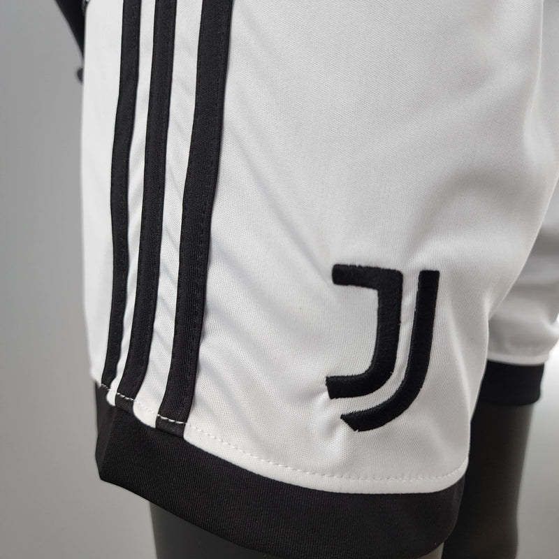 Kit Infantil Juventus Titular 22/23  (Importação)