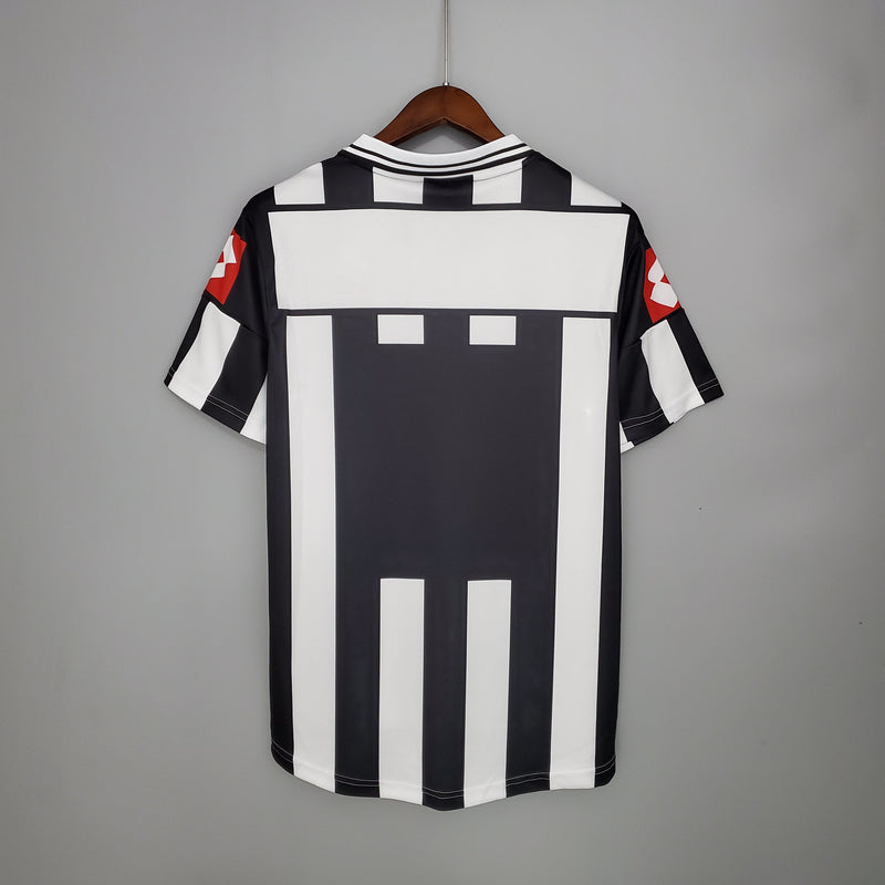 Camisa Juventus Titular 01/02 - Versão Retro  (Importação)