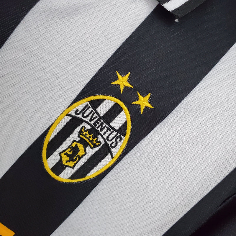 Camisa Juventus Titular 01/02 - Versão Retro  (Importação)