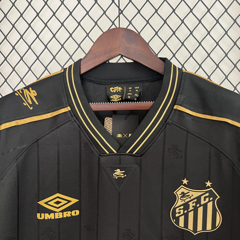 Camisa Santos Edição Especial Charlie Brown Preta 24/25 - Versão Torcedor