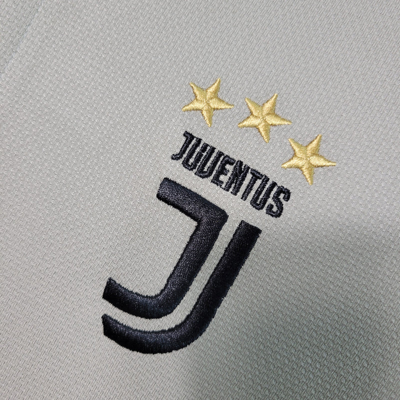 Camisa Juventus Reserva 18/19 - Versão Retro  (Importação)