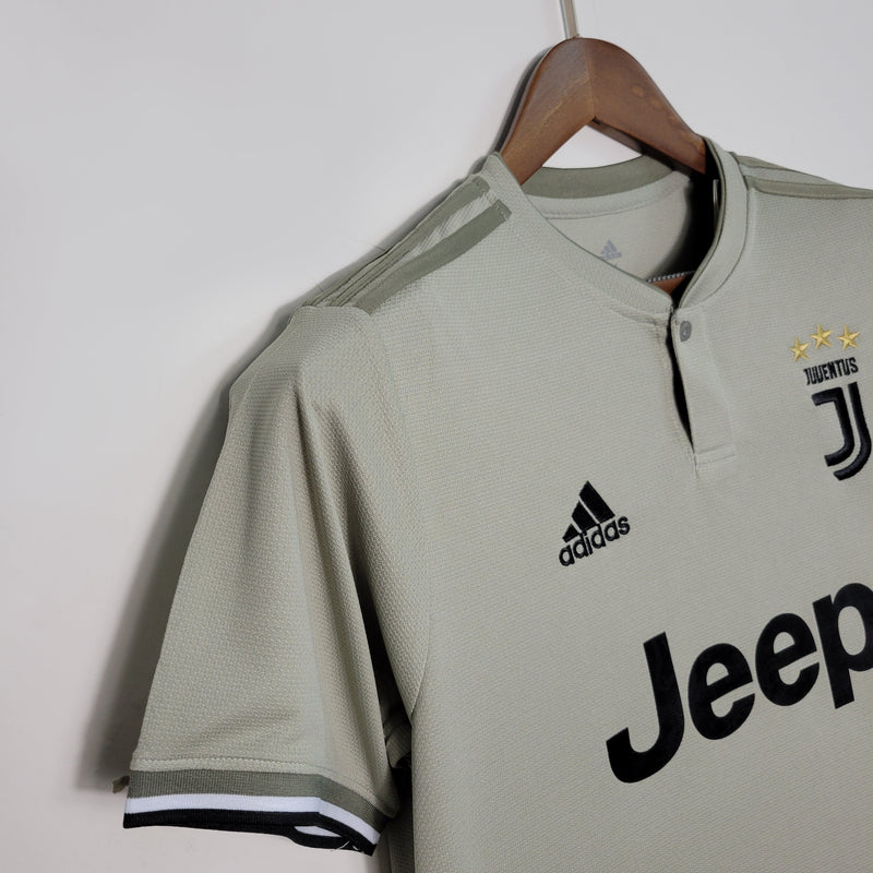 Camisa Juventus Reserva 18/19 - Versão Retro  (Importação)